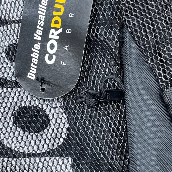Supreme SS20 Mesh Backpack Black - Picture 5 of 8